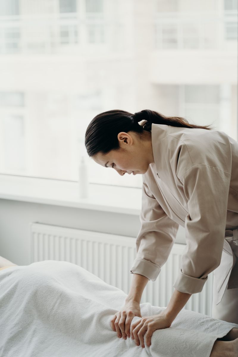 Senior Female Therapist at Sutra Spa Andheri